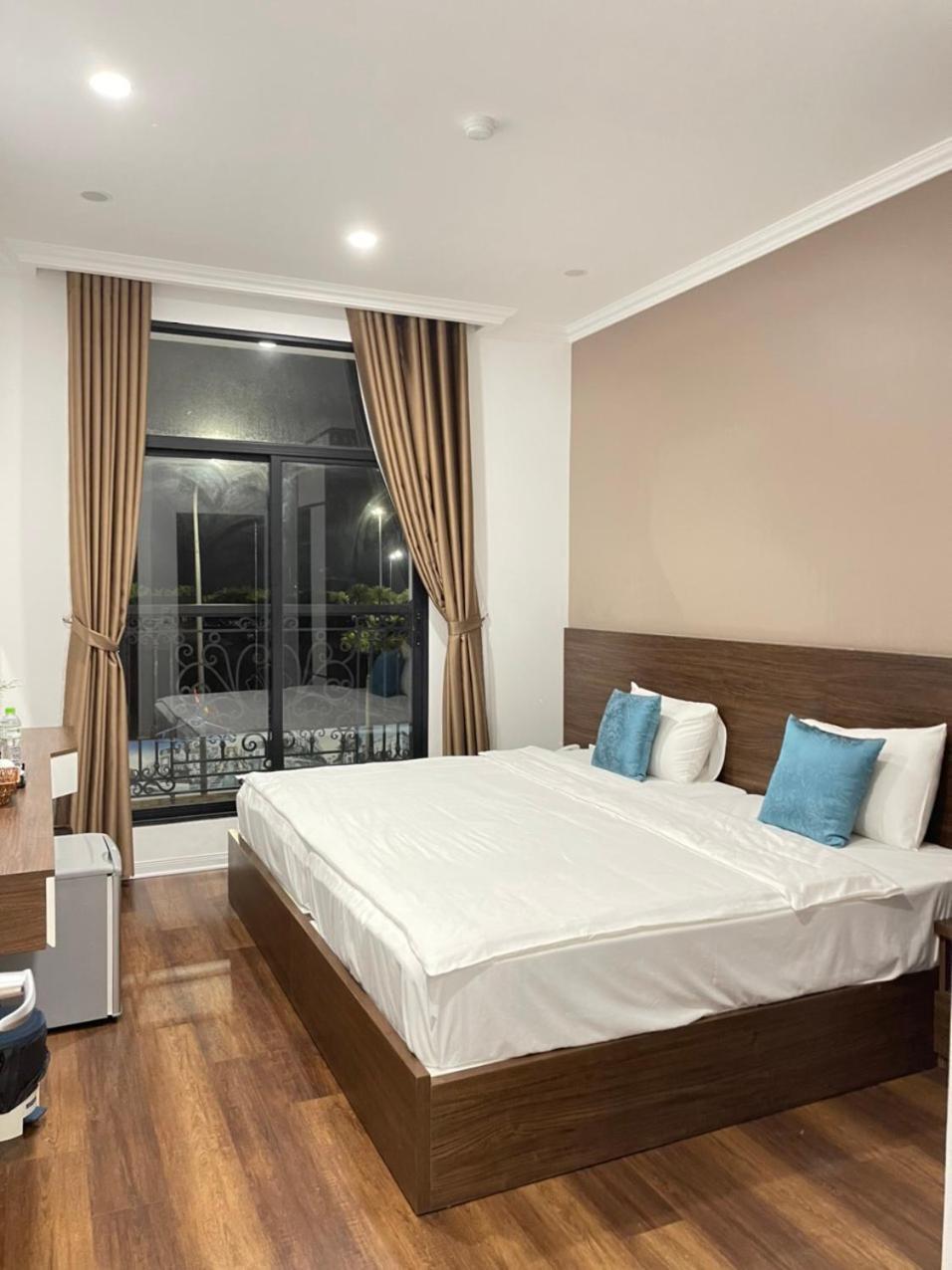Minh Phong Hotel Ha Long Habitación foto
